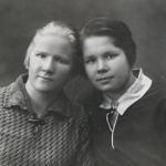 Участницы I Всекарельского слёта учителей (справа Вера Тарасова) 1933г.