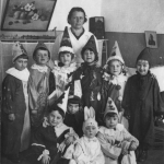 Группа детского сада №2 г. Петрозаводска на празднике. 17.04. 1941г.