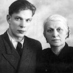 Марфа Александровна Захарова (Мирошина) с сыном Александром. Петрозаводск.1953г.